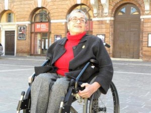 Daniela Cesarini (deceduta il 25 aprile 2013) ex assessore ai servizi sociali, ha condotto molte battaglie per l'abbattimento delle barriere architettoniche