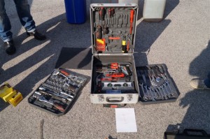 Si stanno ora cercando i relativi proprietari dei materiali
