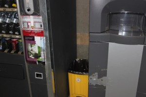 Saccheggiato anche il distributore di bevande