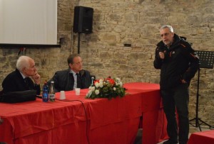 nella foto: Riccardo Ceccarelli (storico), Luigi Cerioni (sindaco di Cupra Montana), Settimio Bonci (curatore della mostra) foto Enrico Spinaci
