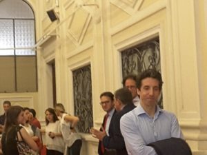 Iacopo Casini Ropa mentre lascia il salone delle conferenze