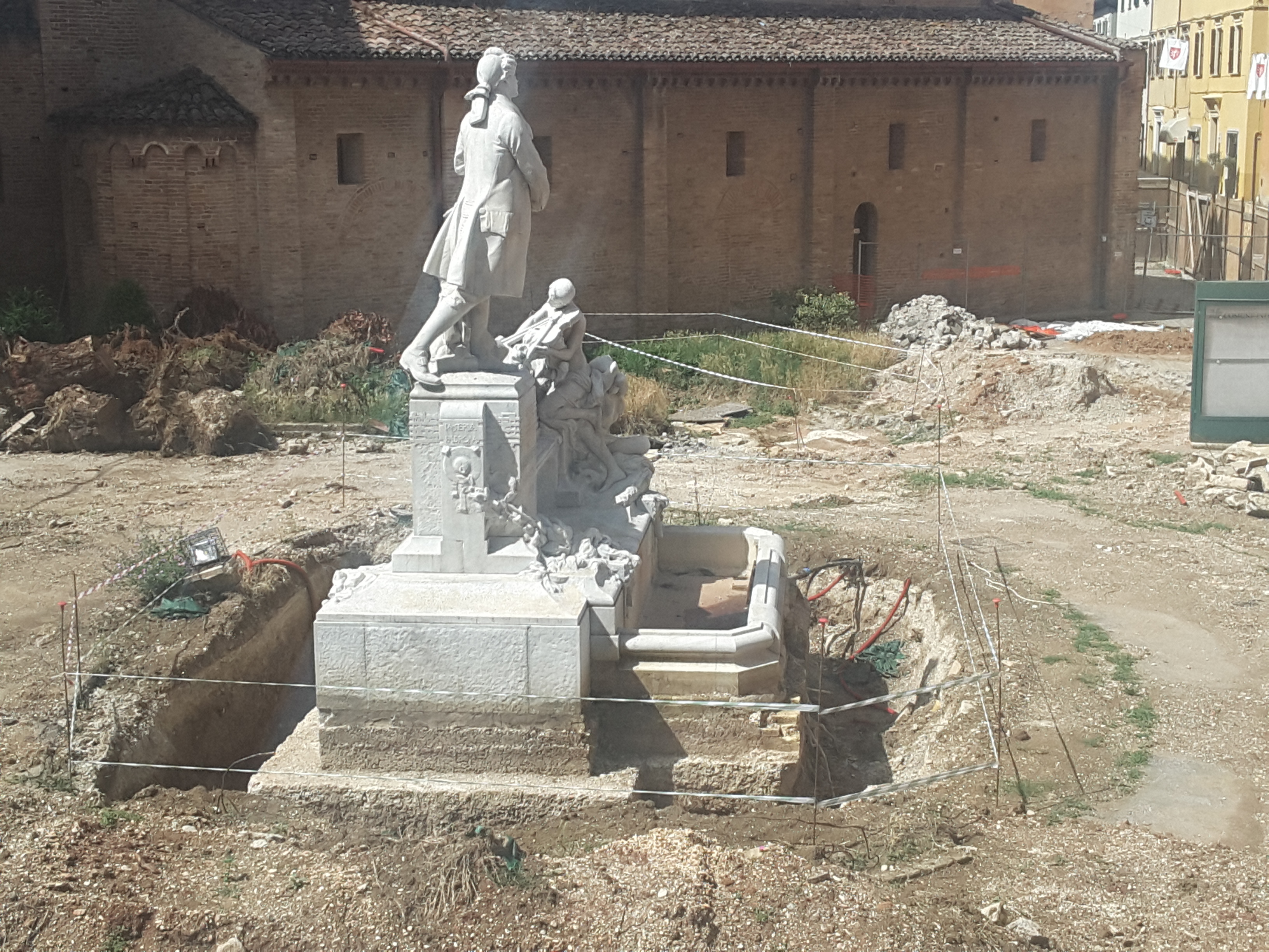 monumento a pergolesi