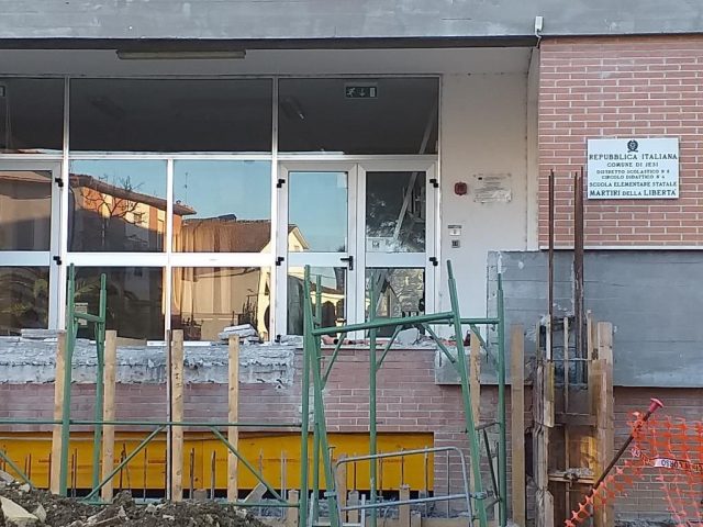 scuola Martiri