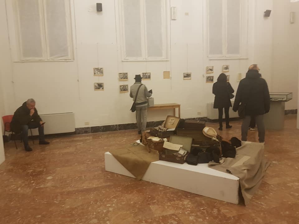 Valigia memoria palazzo convegni