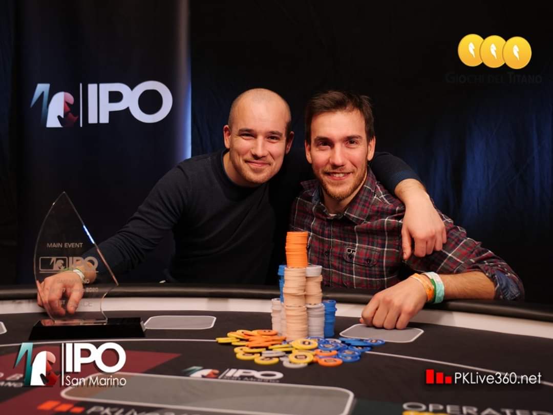 Vince 120mila euro al torneo di poker