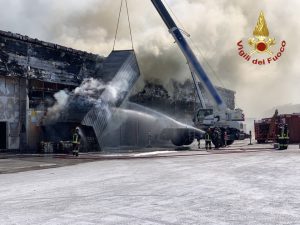 incendio porto ancona