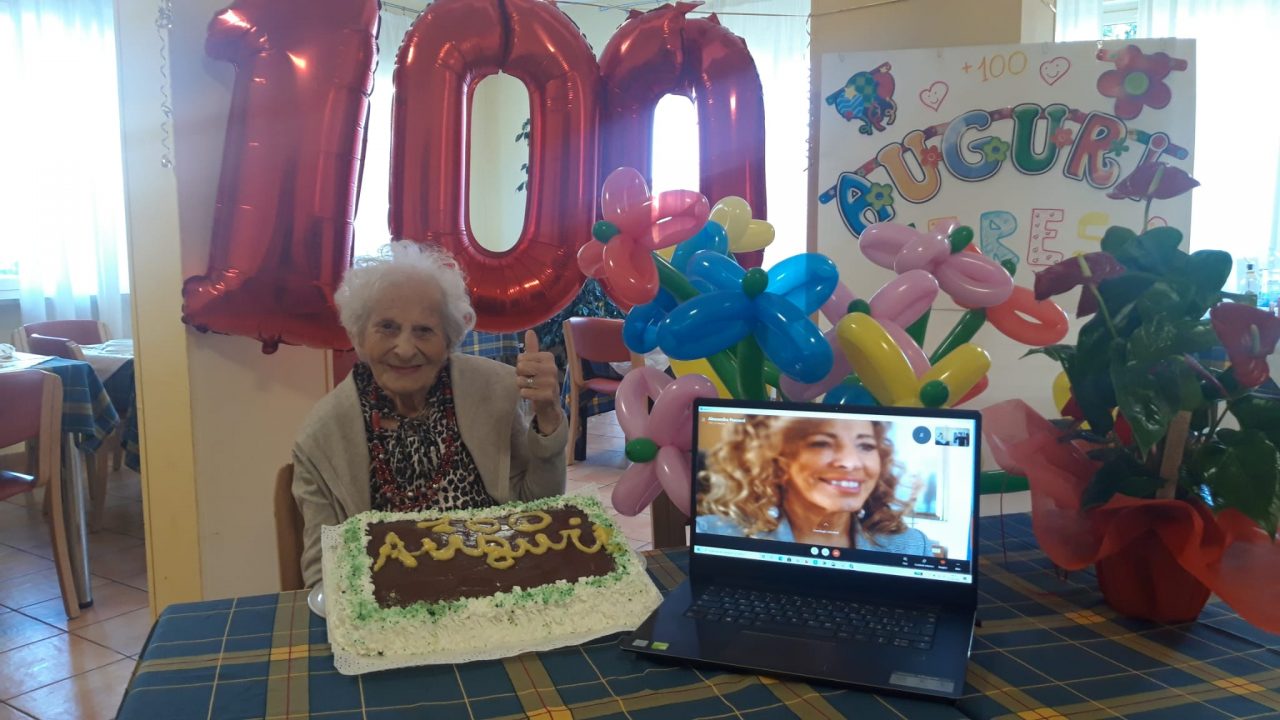 ATTUALITÀFALCONARA / Al “Gerundini” nonna Teresa compie 100 anni