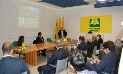Foto riunione Coldiretti Marche e Carloni