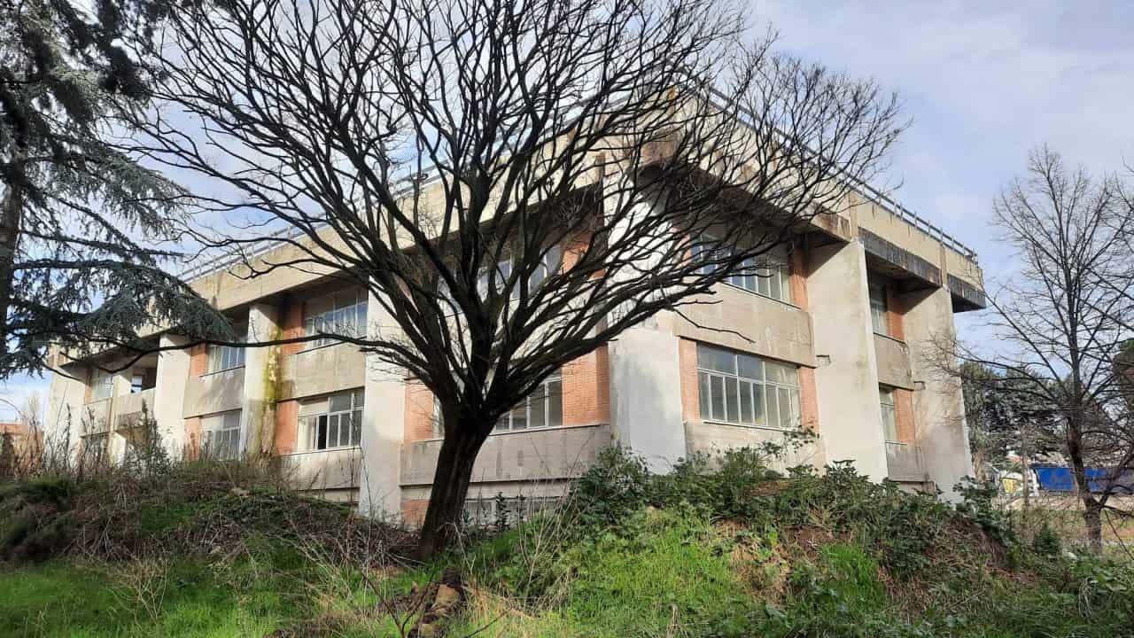 scuola martiri della libertà jesi senza impalcature (2)