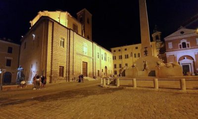 Piazza Federico II fontana dei leoni Jesi
