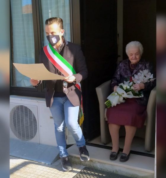Tiziano Consoli fa gli auguri alla neo centenaria Carola Gianfelici