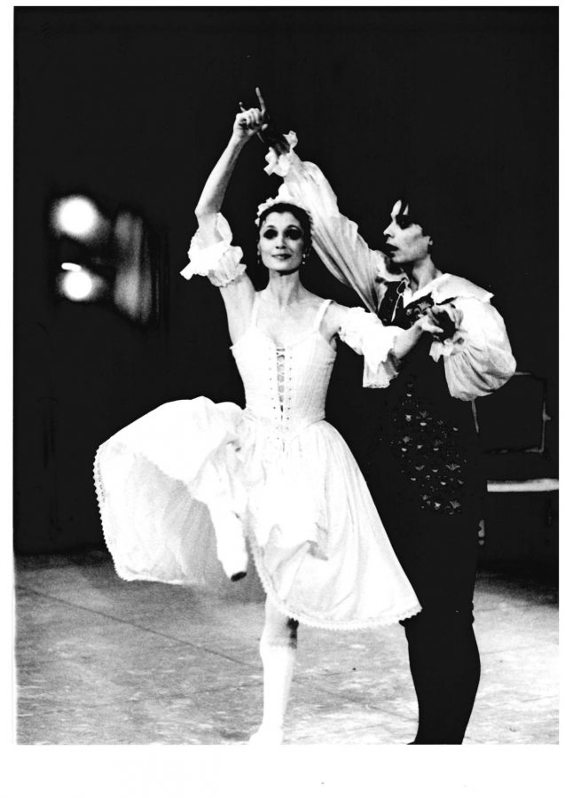 Carla Fracci_Mirandolina 1982_archivio del Teatro Pergolesi