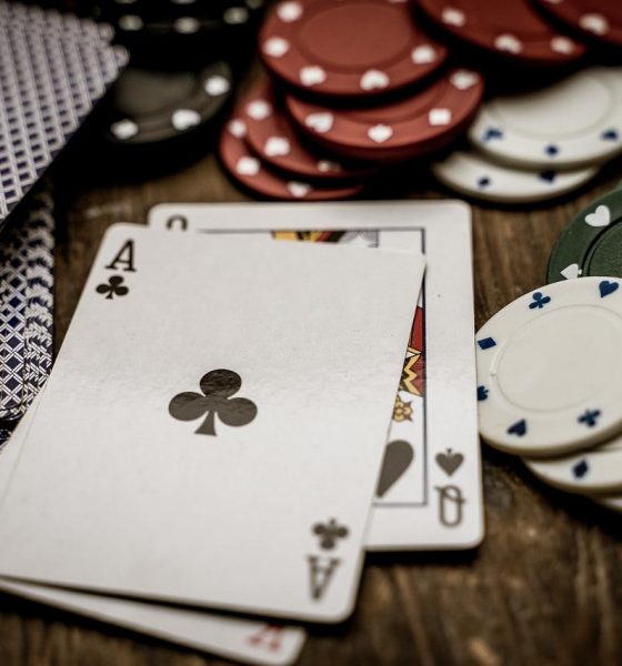 Le varianti del poker sportivo giocato nei tornei