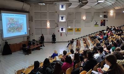 polizia scientifica nelle scuole