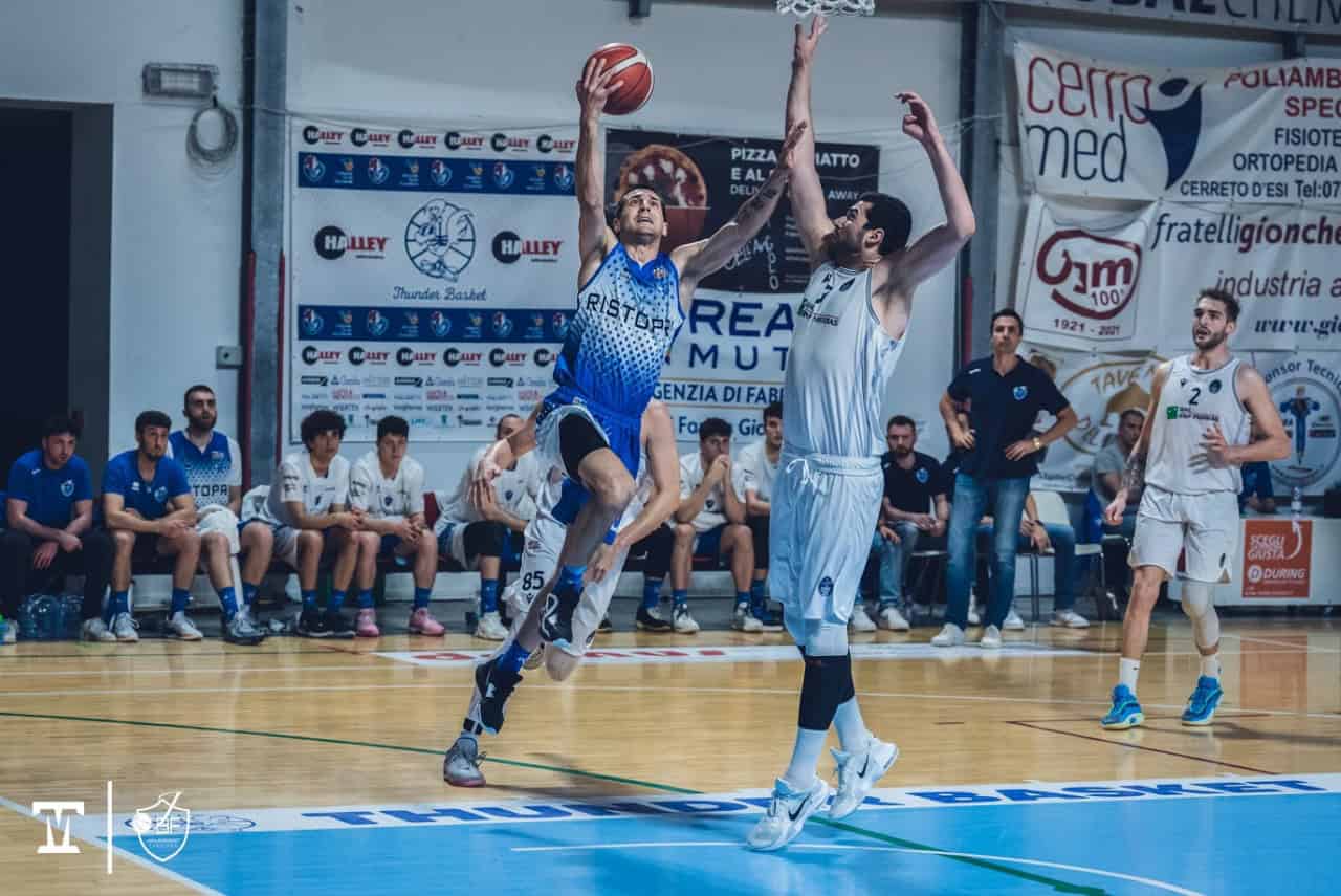 Basket Fabriano playoff 2023 vs roma