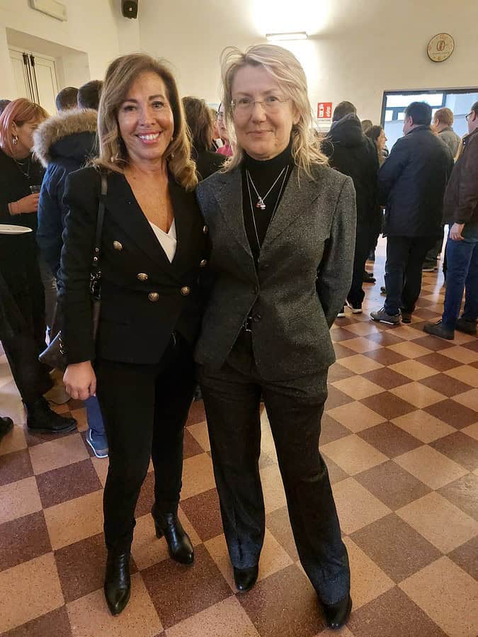 una festa e tanta commozione per il pensionamento della dirigente Daniela Del Fiasco
