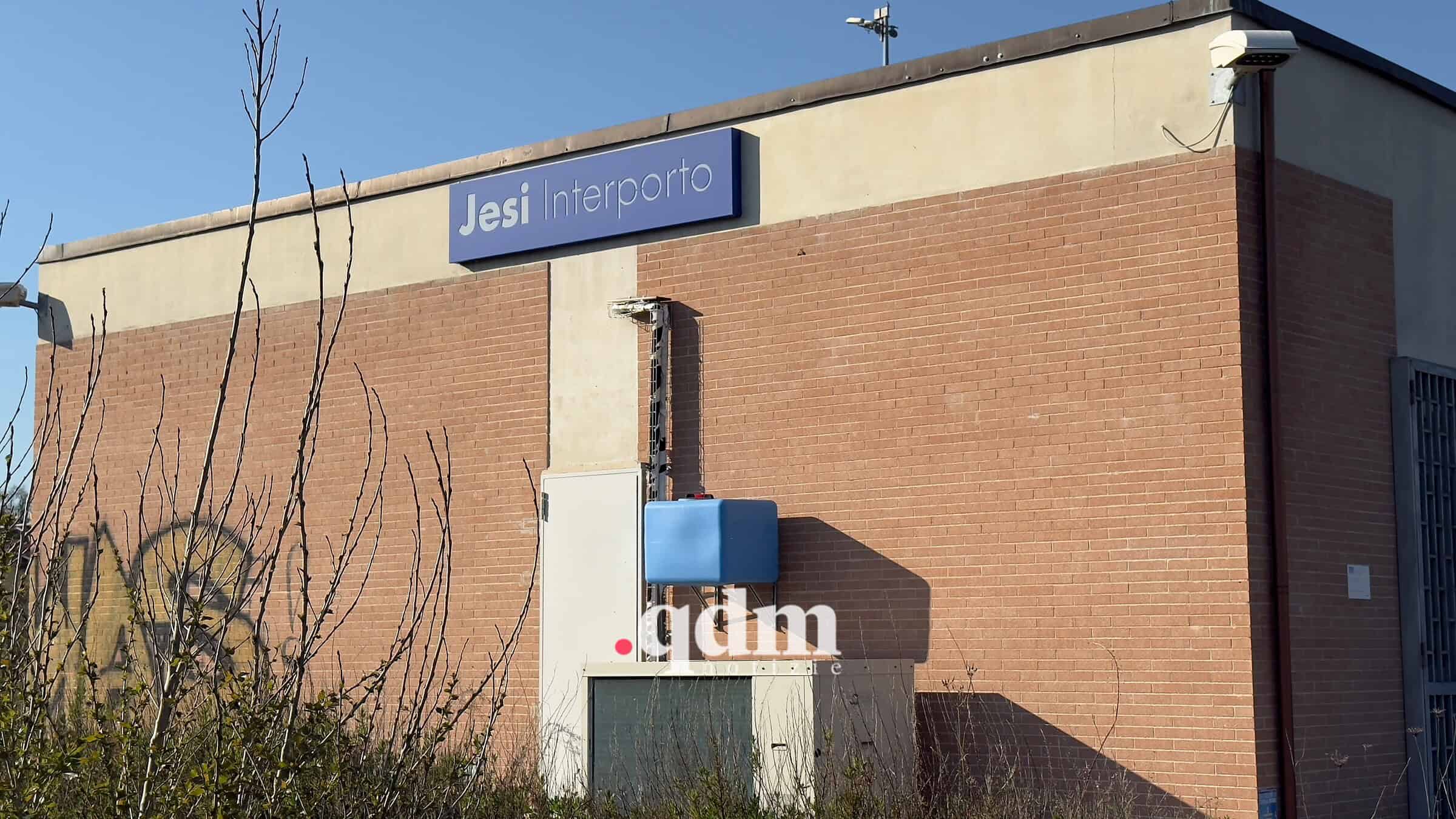amazon jesi stazione ferroviaria